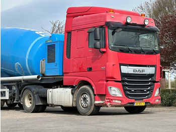 Tractor unit DAF XF 460