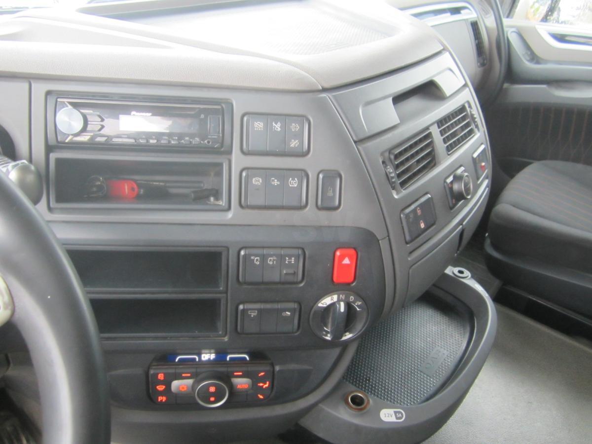 Tractor unit DAF XF 480