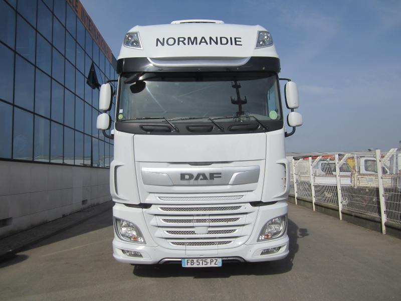Tractor unit DAF XF 480