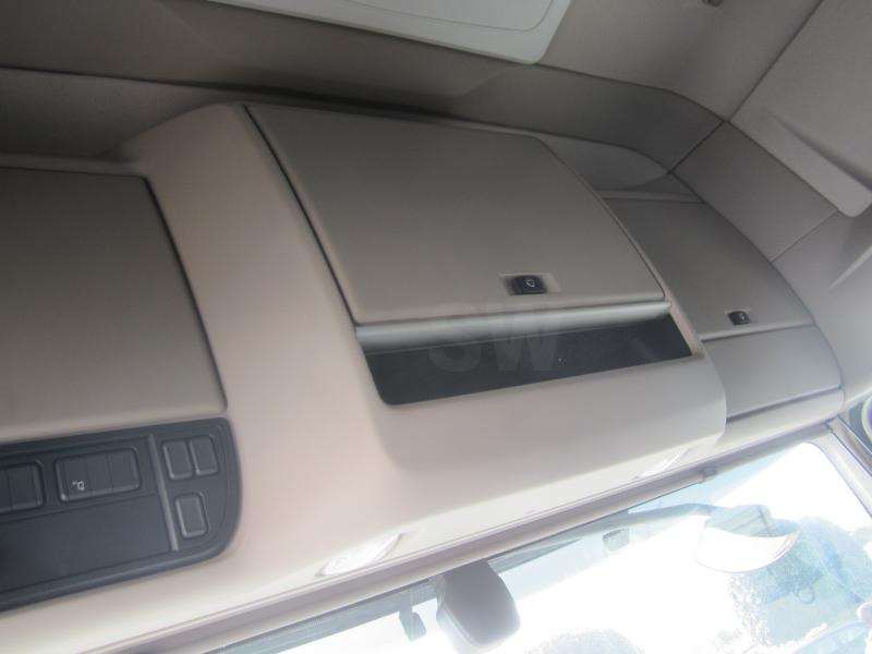 Tractor unit DAF XF 480