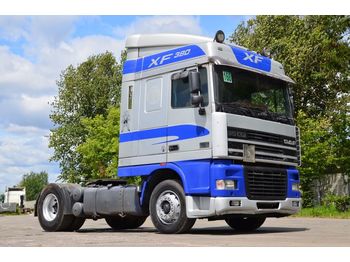 Tractor unit DAF XF 95.380 model 1998: picture 1