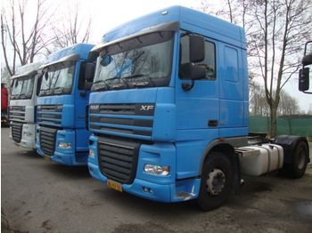 Tractor unit DAF xf410: picture 1