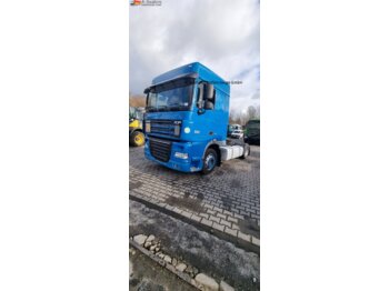 Tractor unit Daf XF 460 Spacecab