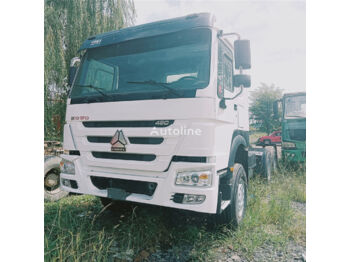 Tractor unit HOWO A7: picture 1