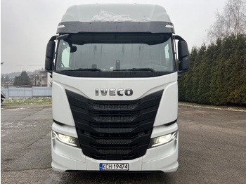 New Tractor unit IVECO S WAY 490 CLIMA: picture 1