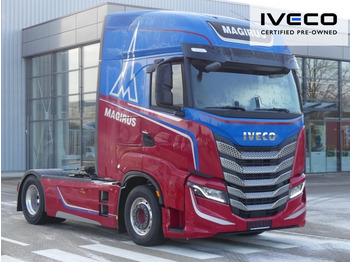 Tractor unit IVECO S-WAY