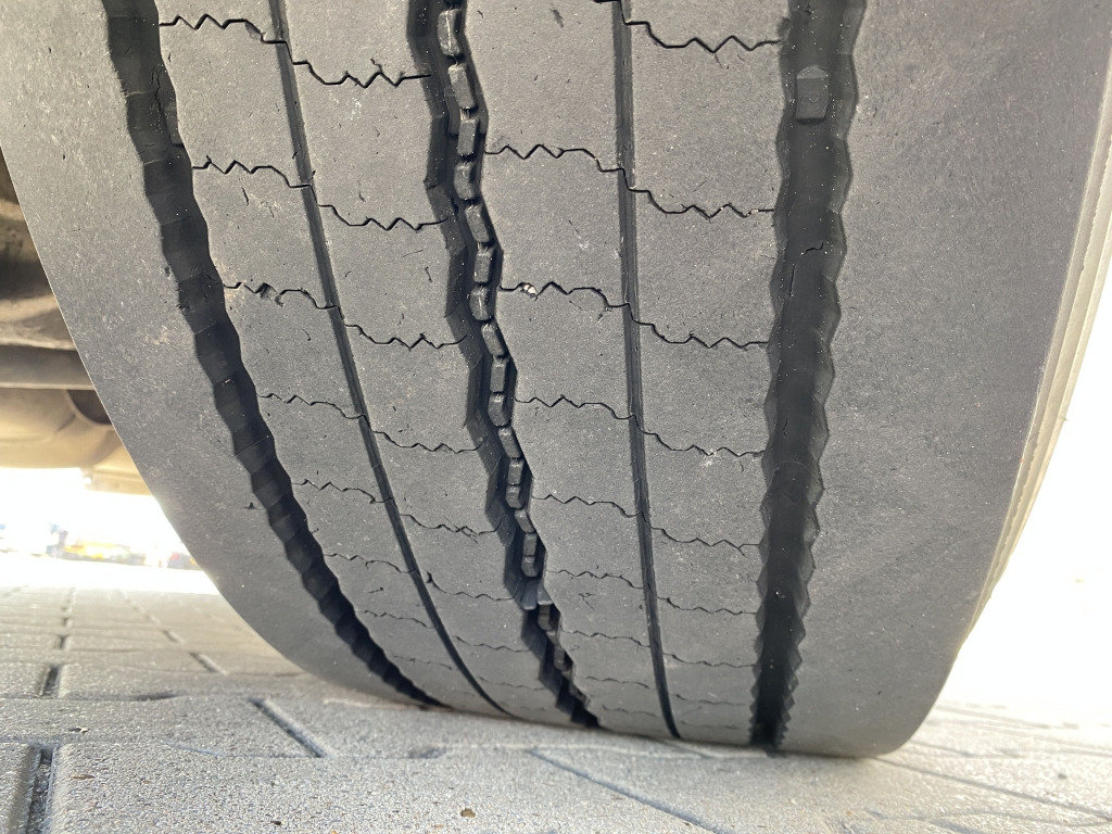 Tractor unit Iveco AS 440 S 50 TZ/P / Stralis