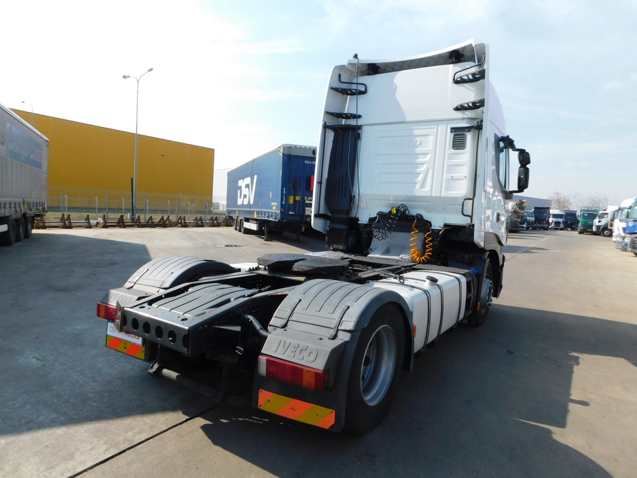 Tractor unit Iveco As440s48t: picture 3