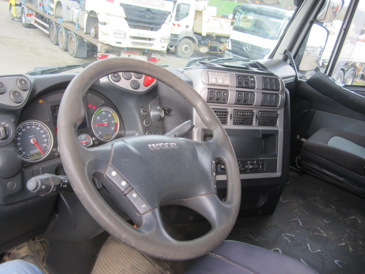 Tractor unit Iveco Stralis 440 S 45