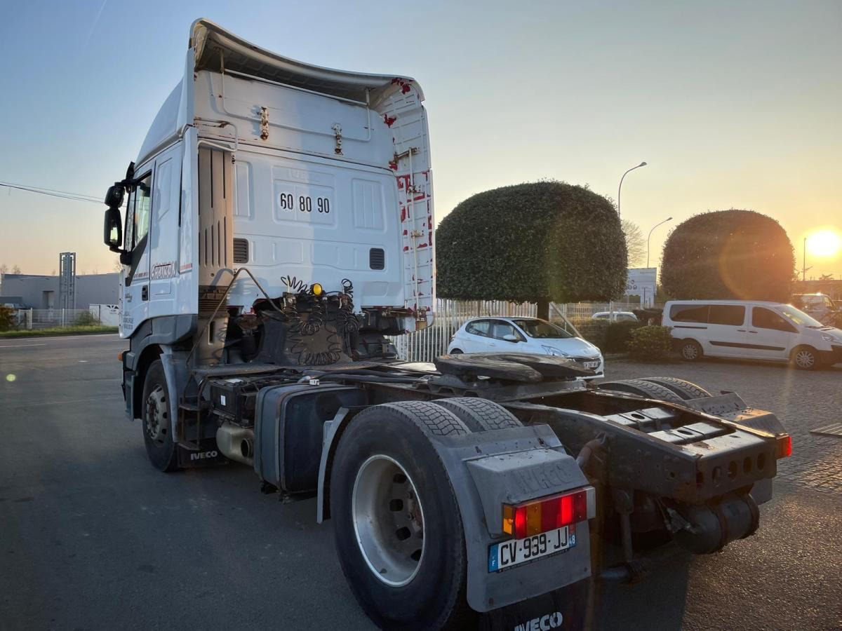 Tractor unit Iveco Stralis 560
