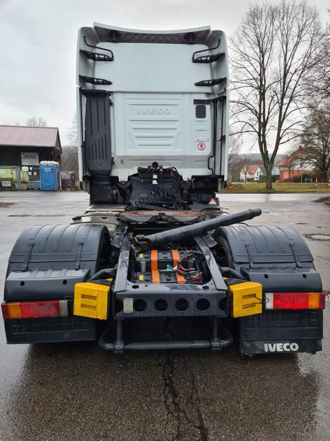 Tractor unit Iveco Stralis AS440 T/P 48 Unfall