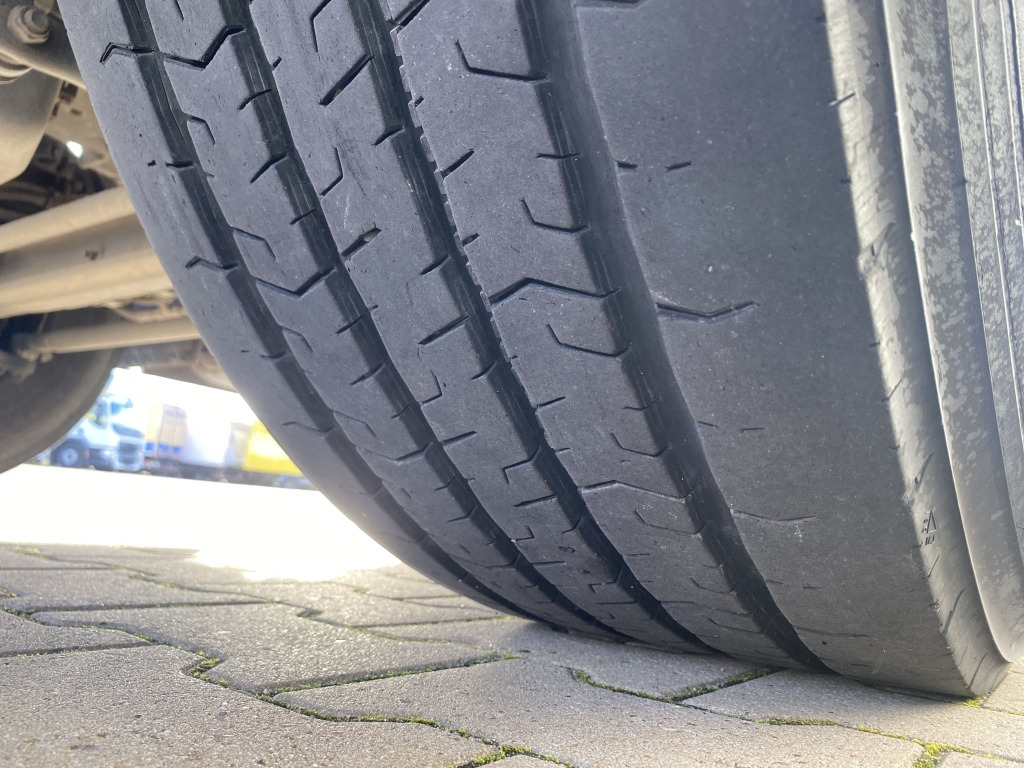 Tractor unit MAN 18.440 4x4 H BLS