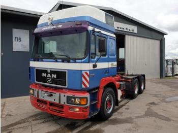 Tractor unit MAN 26.463 6X4 tractor unit: picture 1