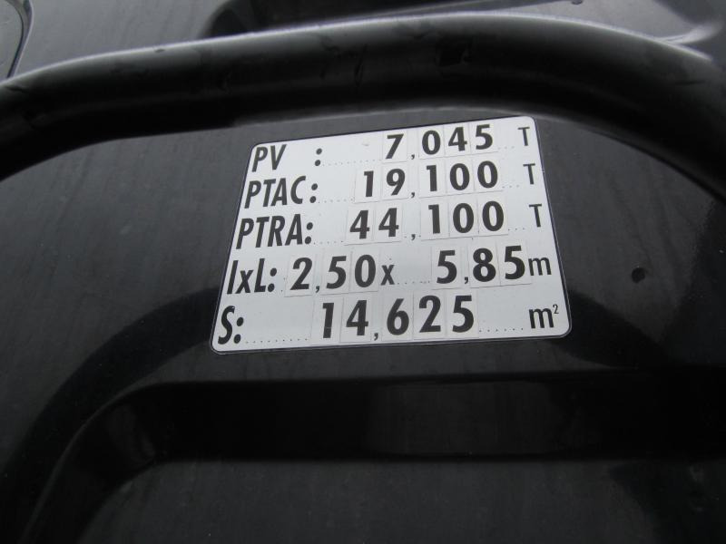 Tractor unit MAN TGA 18.433