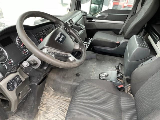 Tractor unit MAN TGS 18.440