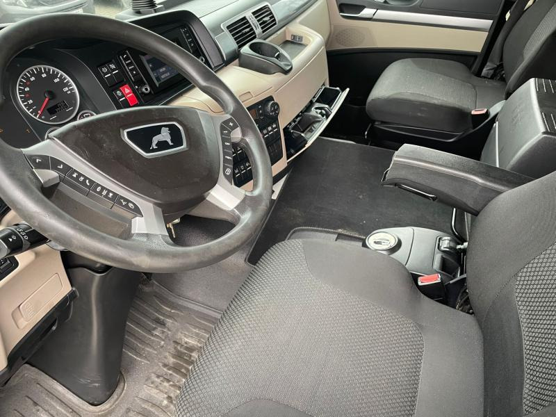 Tractor unit MAN TGS 18.460