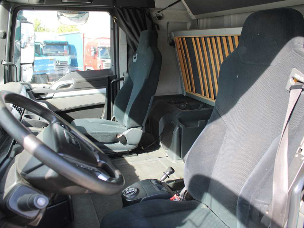 Tractor unit MAN TGX 18.400, EURO 6, LOW DECK