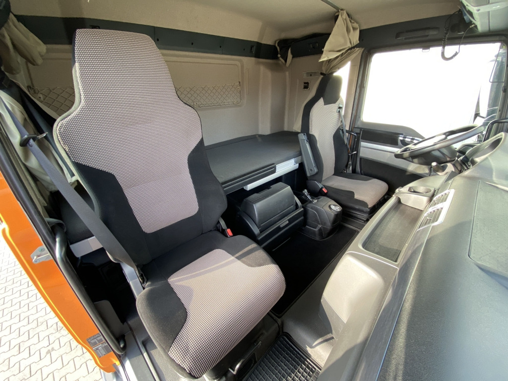 Tractor unit MAN TGX 18.420 4x2 BLS