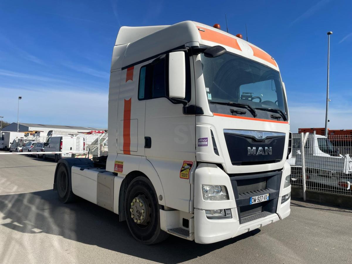 Tractor unit MAN TGX 18.440