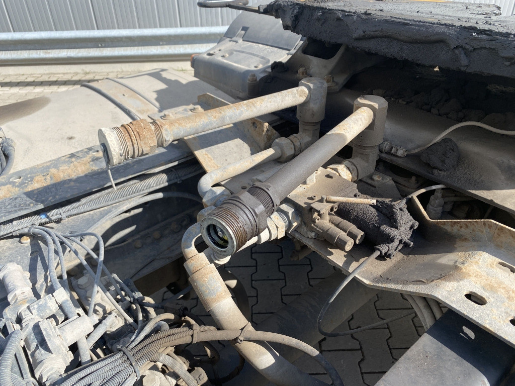 Tractor unit MAN TGX 18.460 4x4 H BL