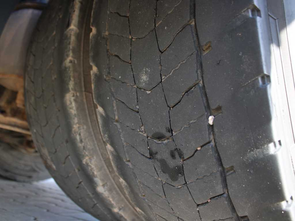 Tractor unit MAN TGX 18.480, HYDRAULICS, NAVIGATION, EURO 6