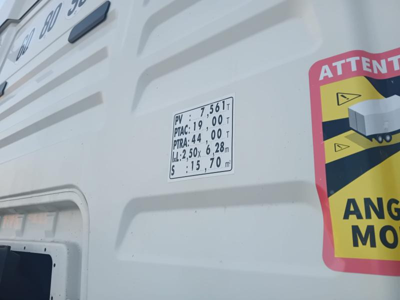 Tractor unit MAN TGX 18.500