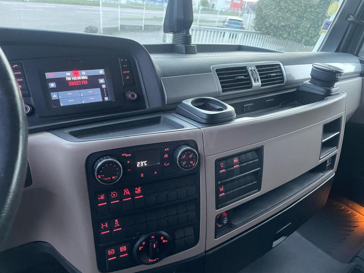 Tractor unit MAN TGX 18.500