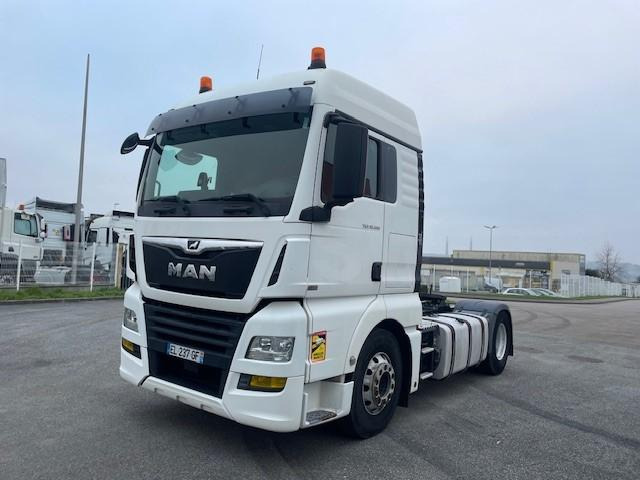 Tractor unit MAN TGX 18.500