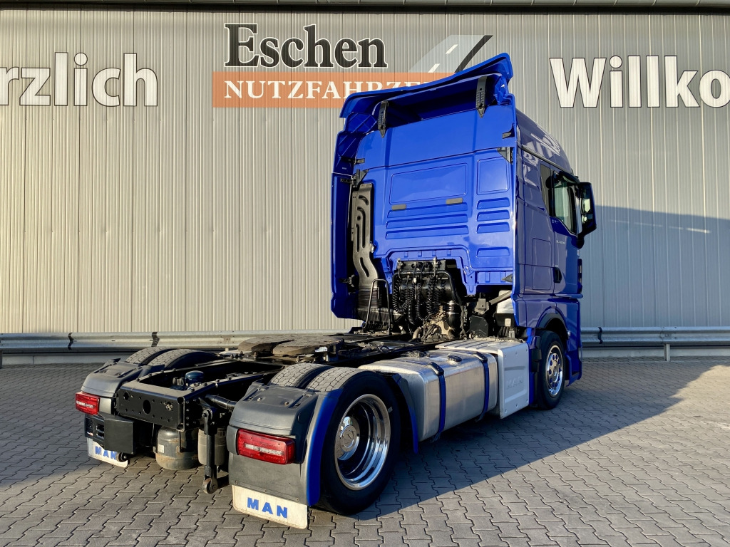 Tractor unit MAN TGX 18.510 4x2 LL / Lowliner