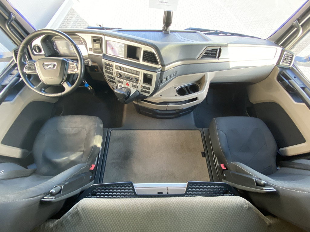 Tractor unit MAN TGX 18.510 4x2 LL / Lowliner