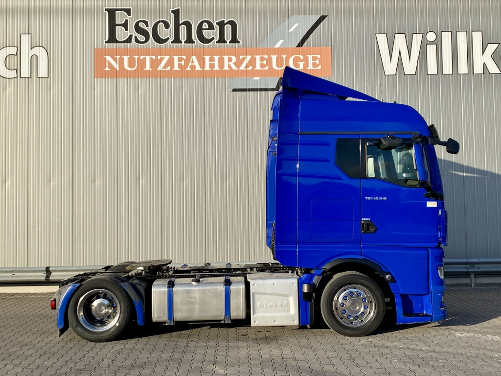 Tractor unit MAN TGX 18.510 4x2 LL / Lowliner