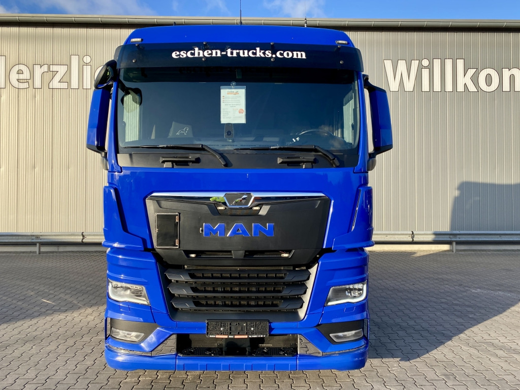Tractor unit MAN TGX 18.510 4x2 LL / Lowliner
