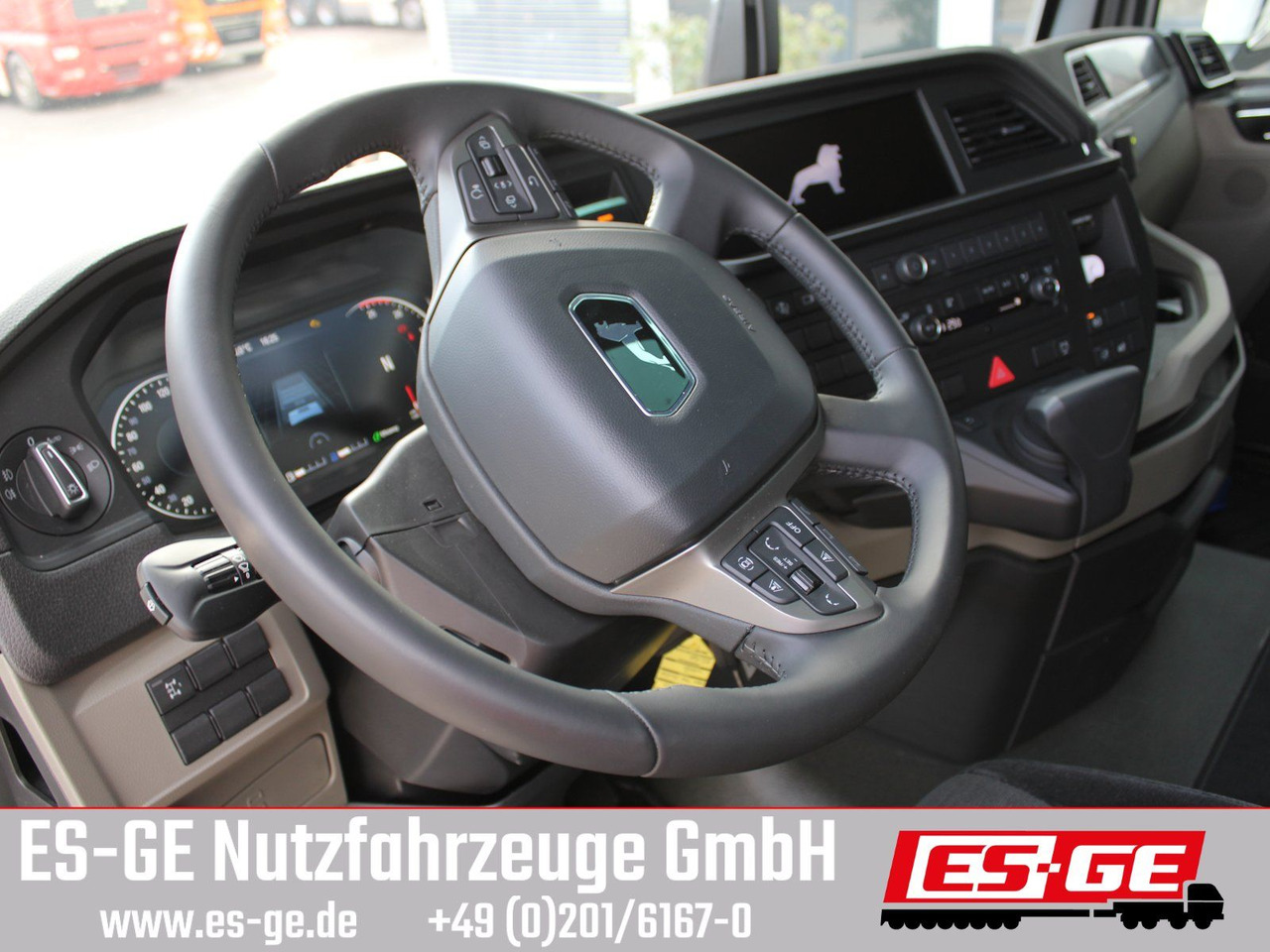 Tractor unit MAN TGX 33.540 6x4 BL SA mit Fassi F545RA.2.26
