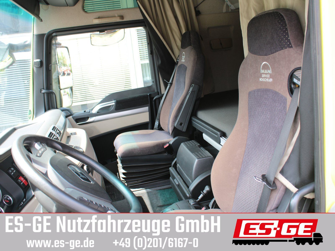 Tractor unit MAN TGX 41.580 8x4/4 BLS