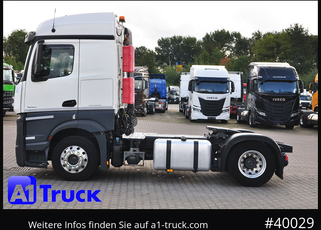 Tractor unit MERCEDES-BENZ 1843 StreamSpace GGVS ADR FL AT
