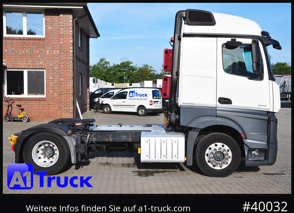 Tractor unit MERCEDES-BENZ Actros 1843, ADR, Standard SZM, Retarder,