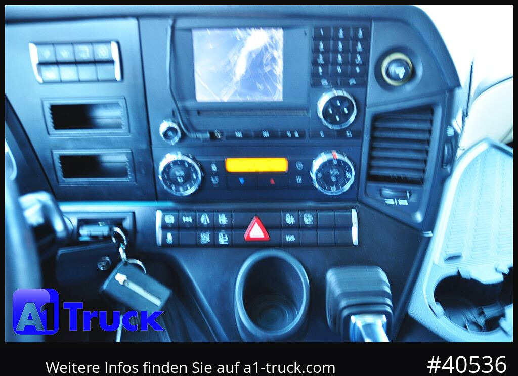 Tractor unit MERCEDES-BENZ Actros 1845, Lowliner, Retarder,