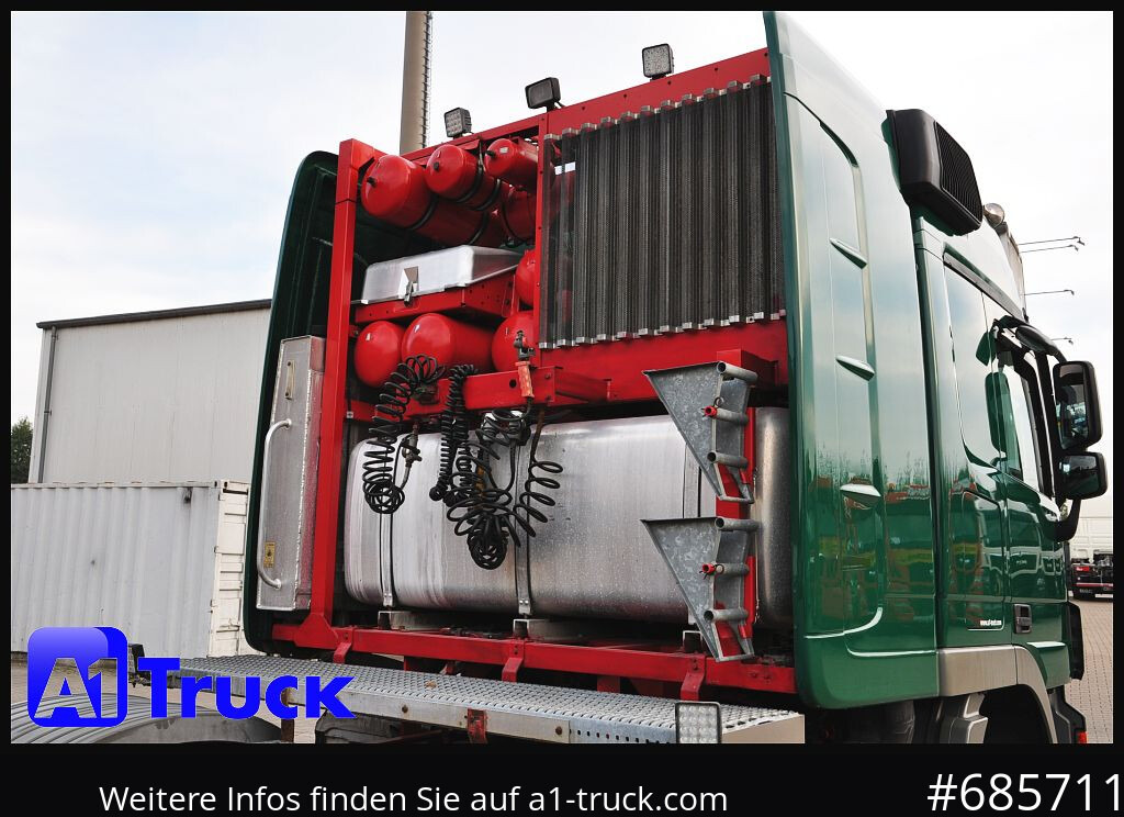 Tractor unit MERCEDES-BENZ Actros 4160, V8, Schwerlast 250to. 8x4,