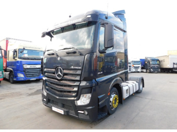 Tractor unit MERCEDES-BENZ Actros 1845