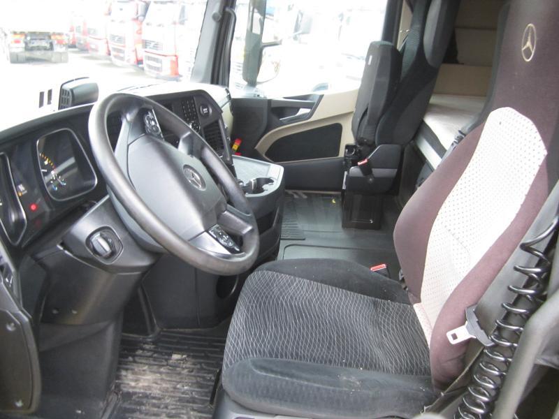 Tractor unit Mercedes Actros 1845: picture 7