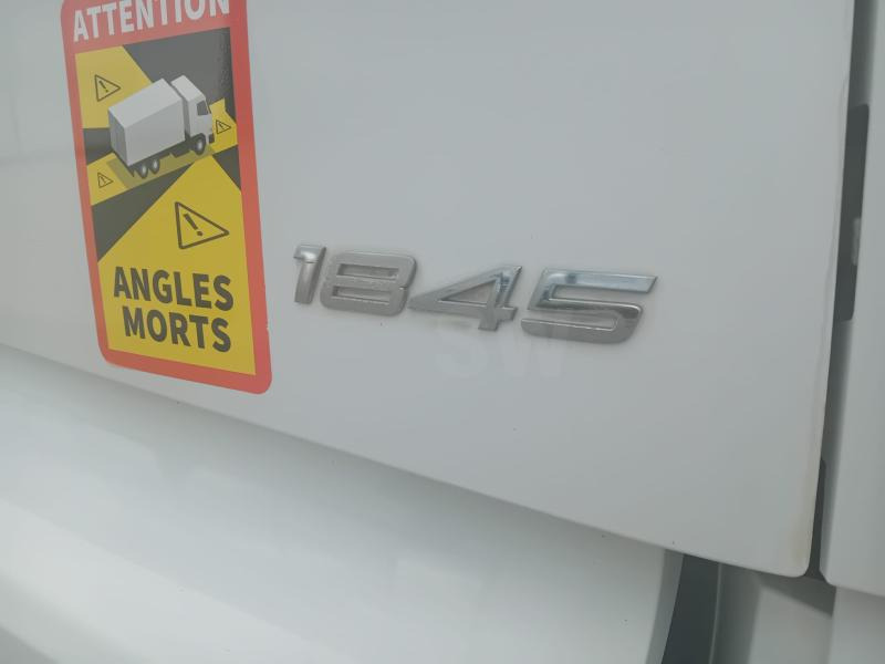 Tractor unit Mercedes Actros 1845