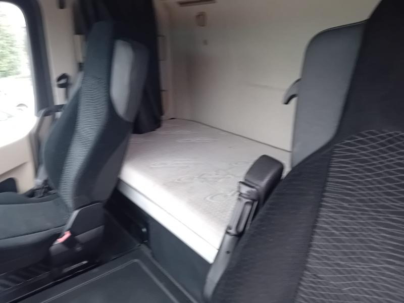 Tractor unit Mercedes Actros 1845