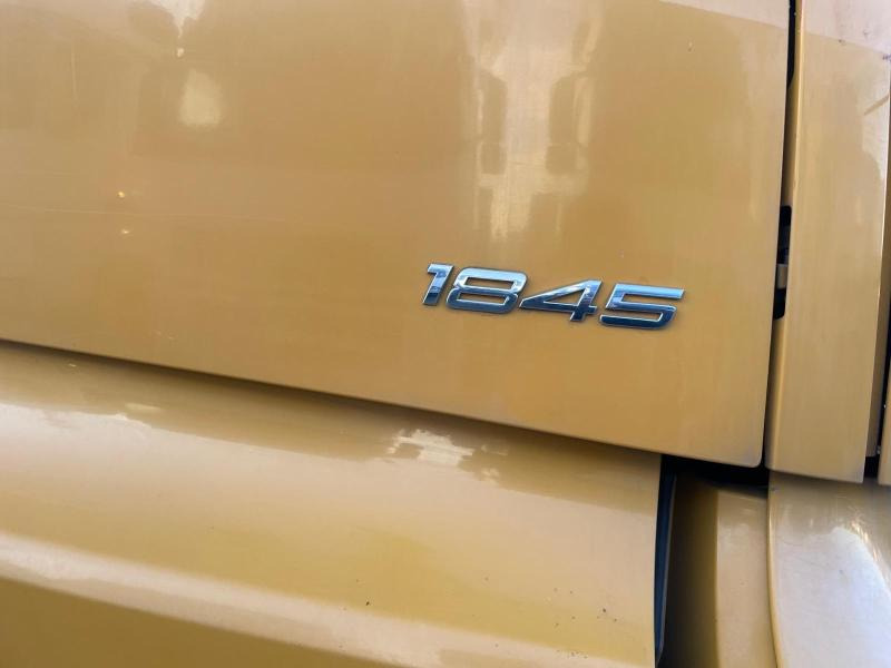 Tractor unit Mercedes Actros 1845