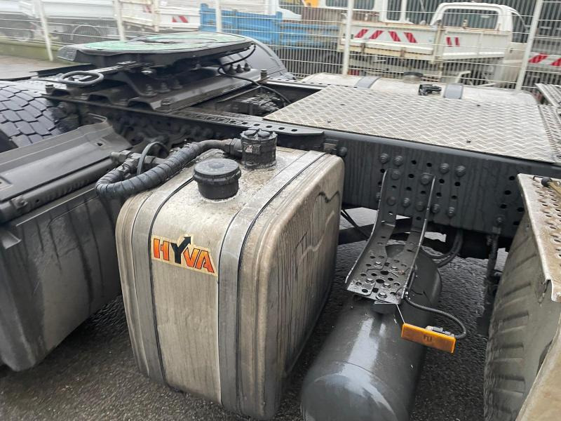 Tractor unit Mercedes Actros 1845