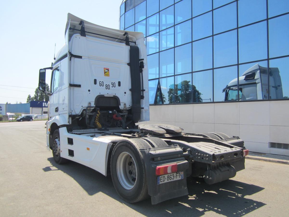 Tractor unit Mercedes Actros 1845