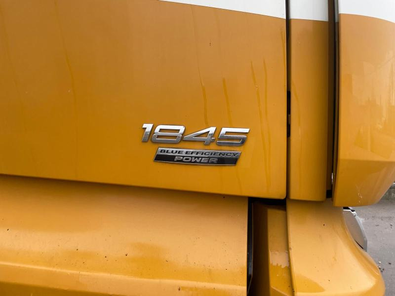 Tractor unit Mercedes Actros 1845