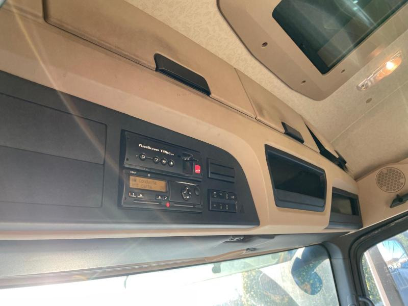 Tractor unit Mercedes Actros 1845