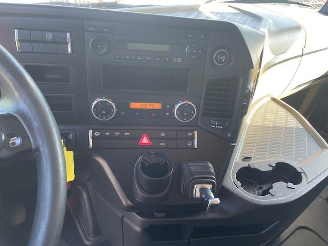 Tractor unit Mercedes Actros 1845