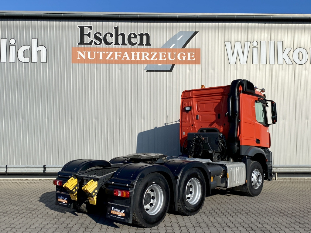 Tractor unit Mercedes-Benz 2642 LS 6x4 Arocs