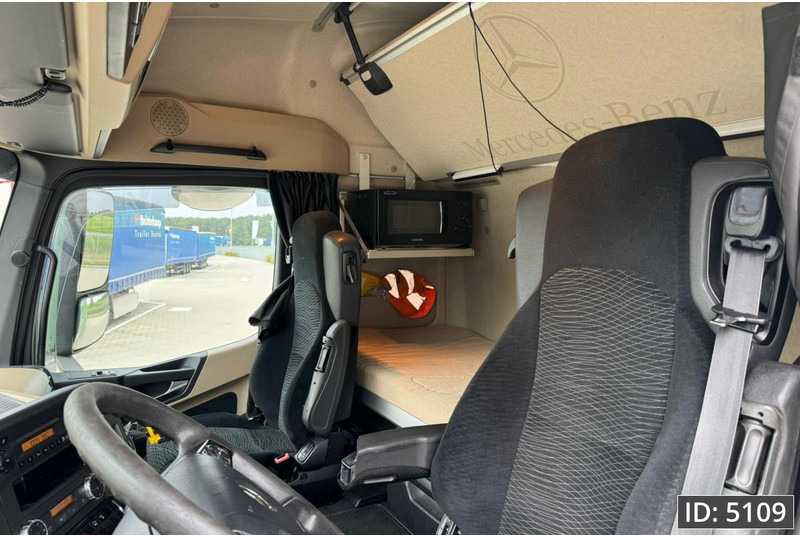 Tractor unit Mercedes-Benz Actros 1836 StreamSpace, Euro 6